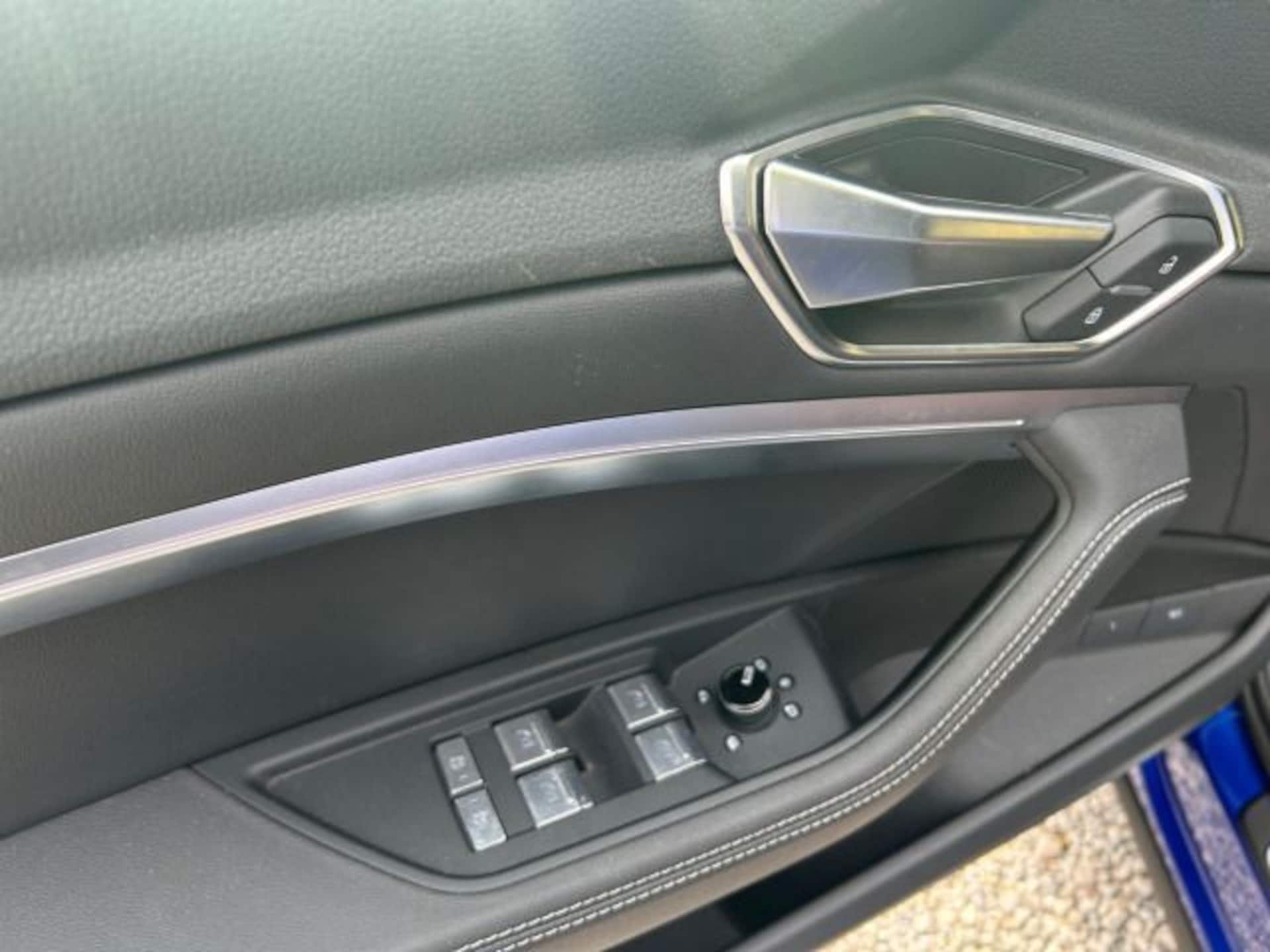 Audi Q8 Sportback e-tron S line