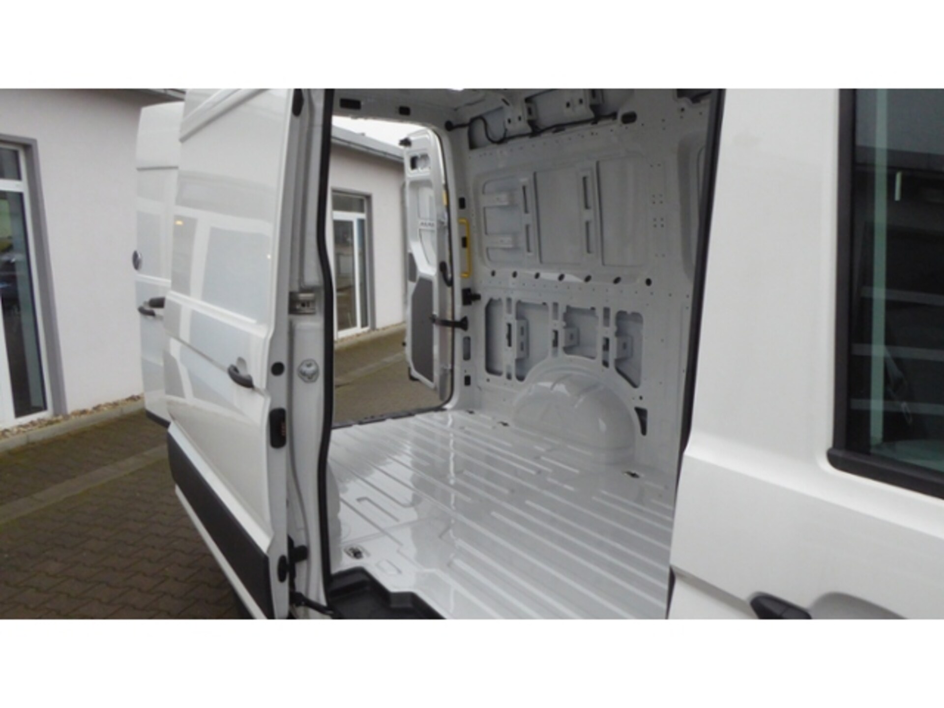 Volkswagen Crafter Kasten mittlerer Radstand