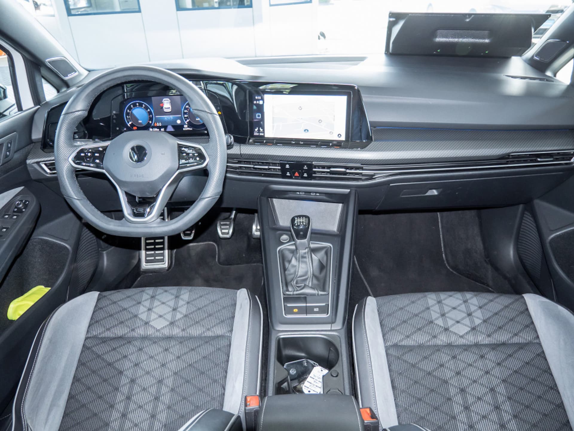 Volkswagen Golf R-Line