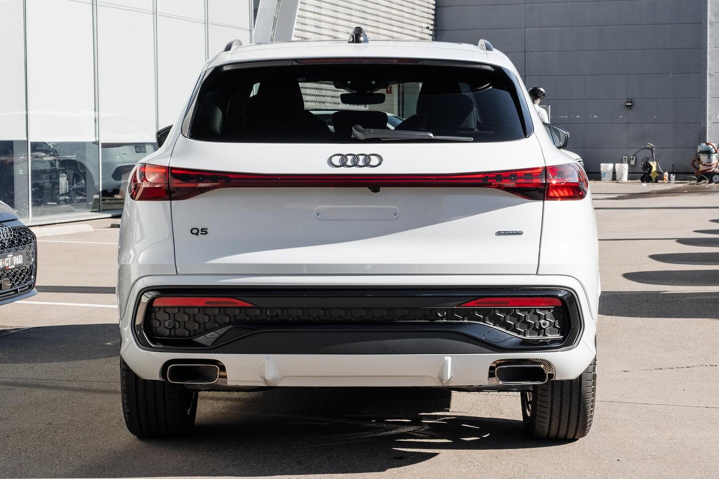 Image about Audi Q5 SUV e-hybrid quattro S tronic