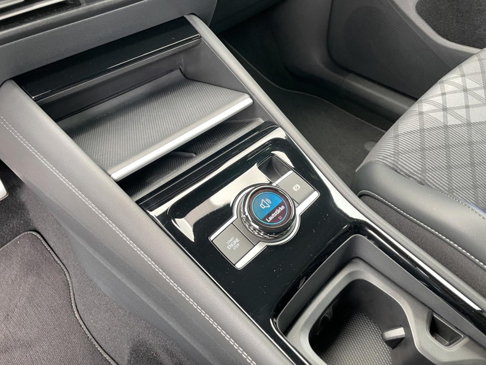 Volkswagen Tiguan – Bild 23