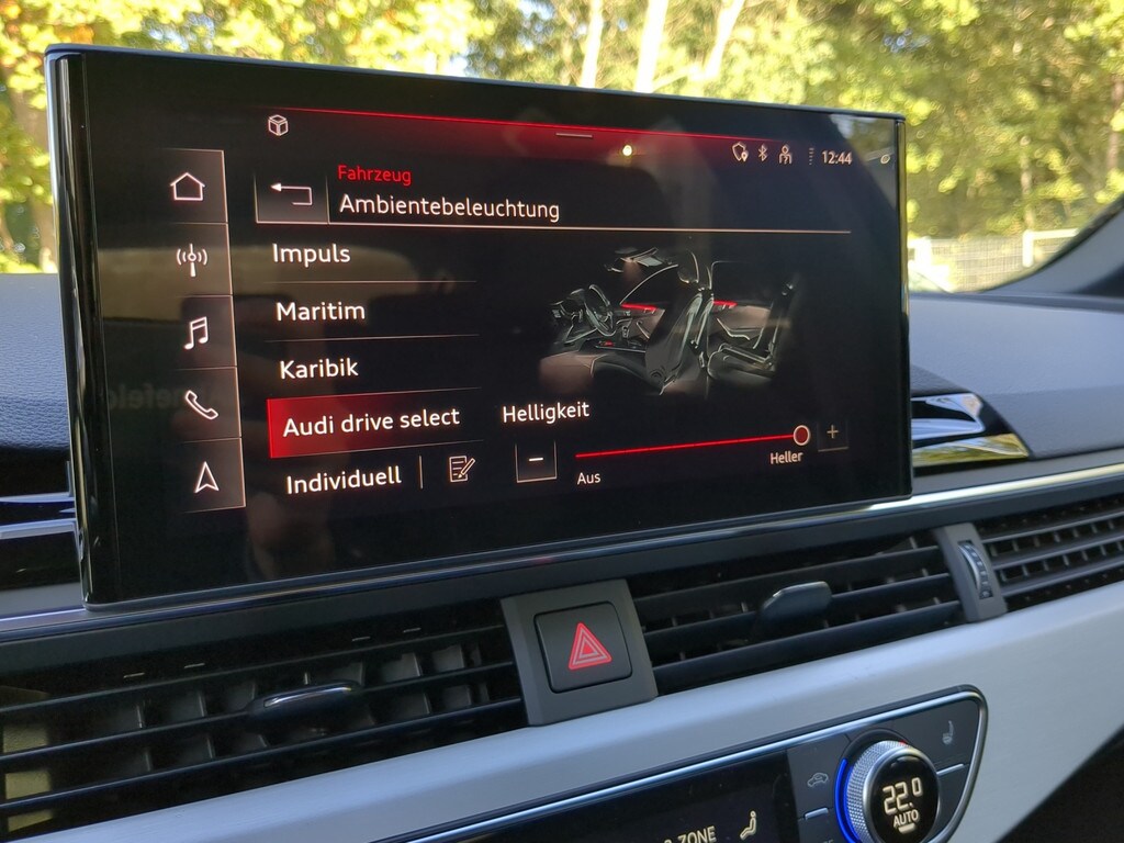 Image about Audi A4 Avant S line 40 TFSI quattro S tronic