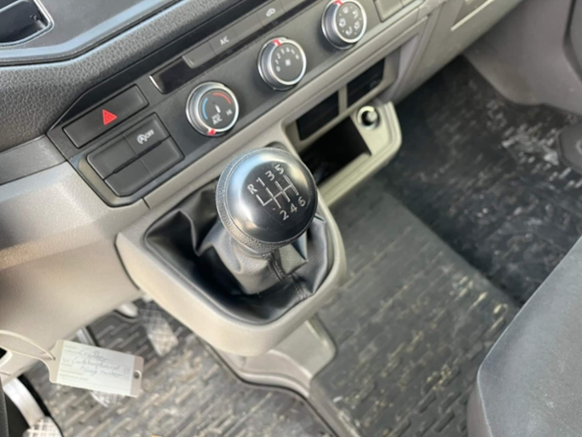 Volkswagen Crafter Einzelkabine langer Radstand