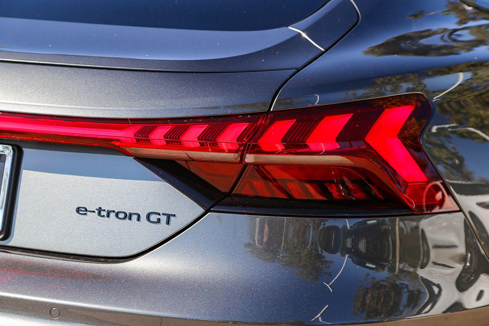2026 Audi S e-tron GT Premium Plus - Photo 9