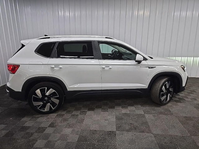 2023 Volkswagen Taos