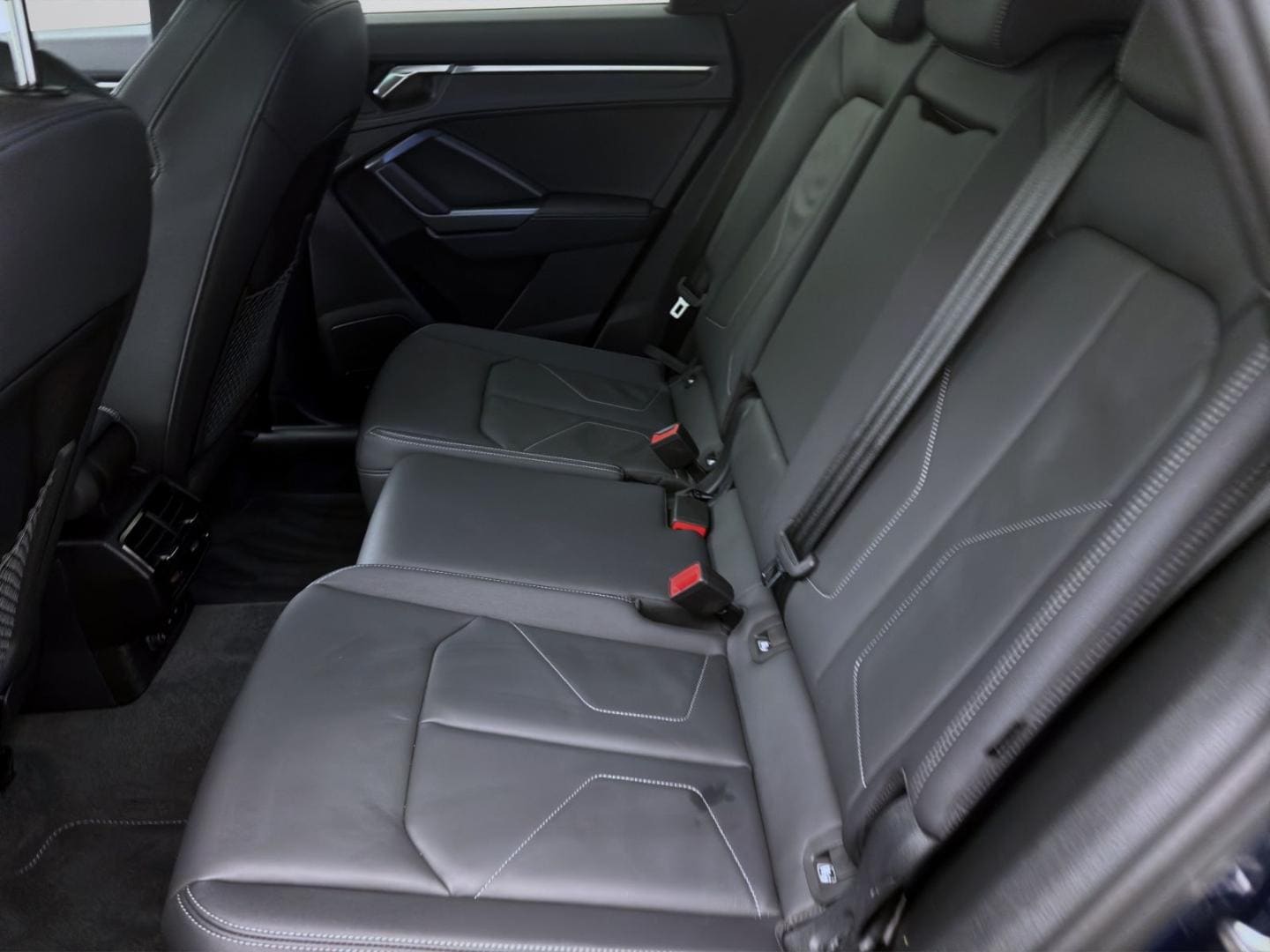 Bild über Audi Q3 TFSI 110 kW S tronic - für weitere Informationen kontaktieren Sie den Audi Partner