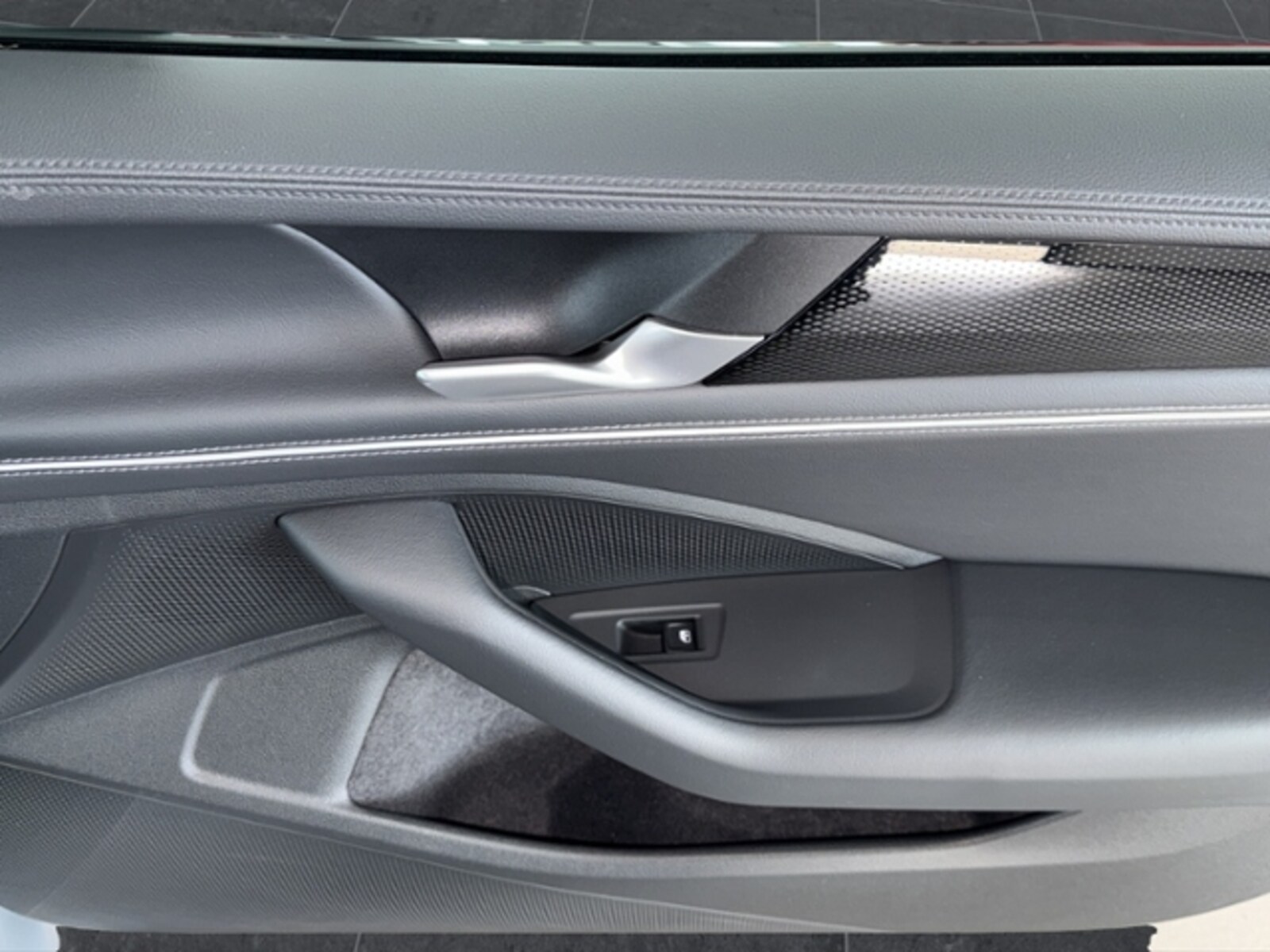 Volkswagen Passat – Bild 14