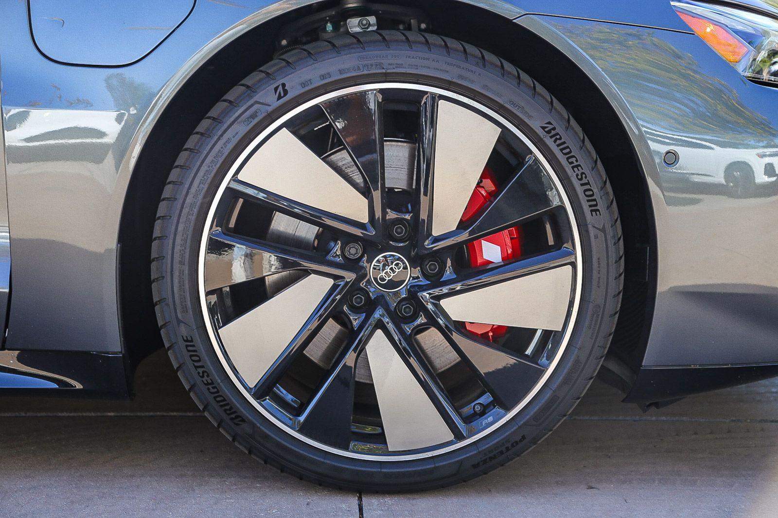 2026 Audi S e-tron GT Premium Plus - Photo 10