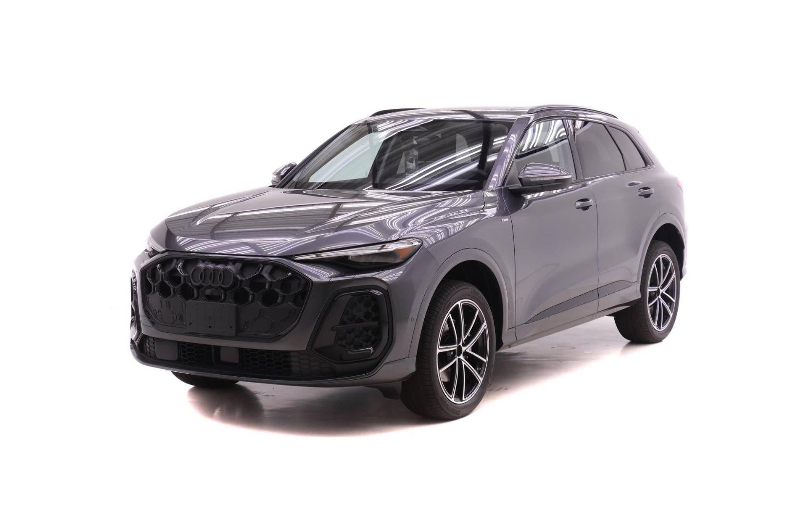 2026 Audi Q5 Premium Plus quattro's photo