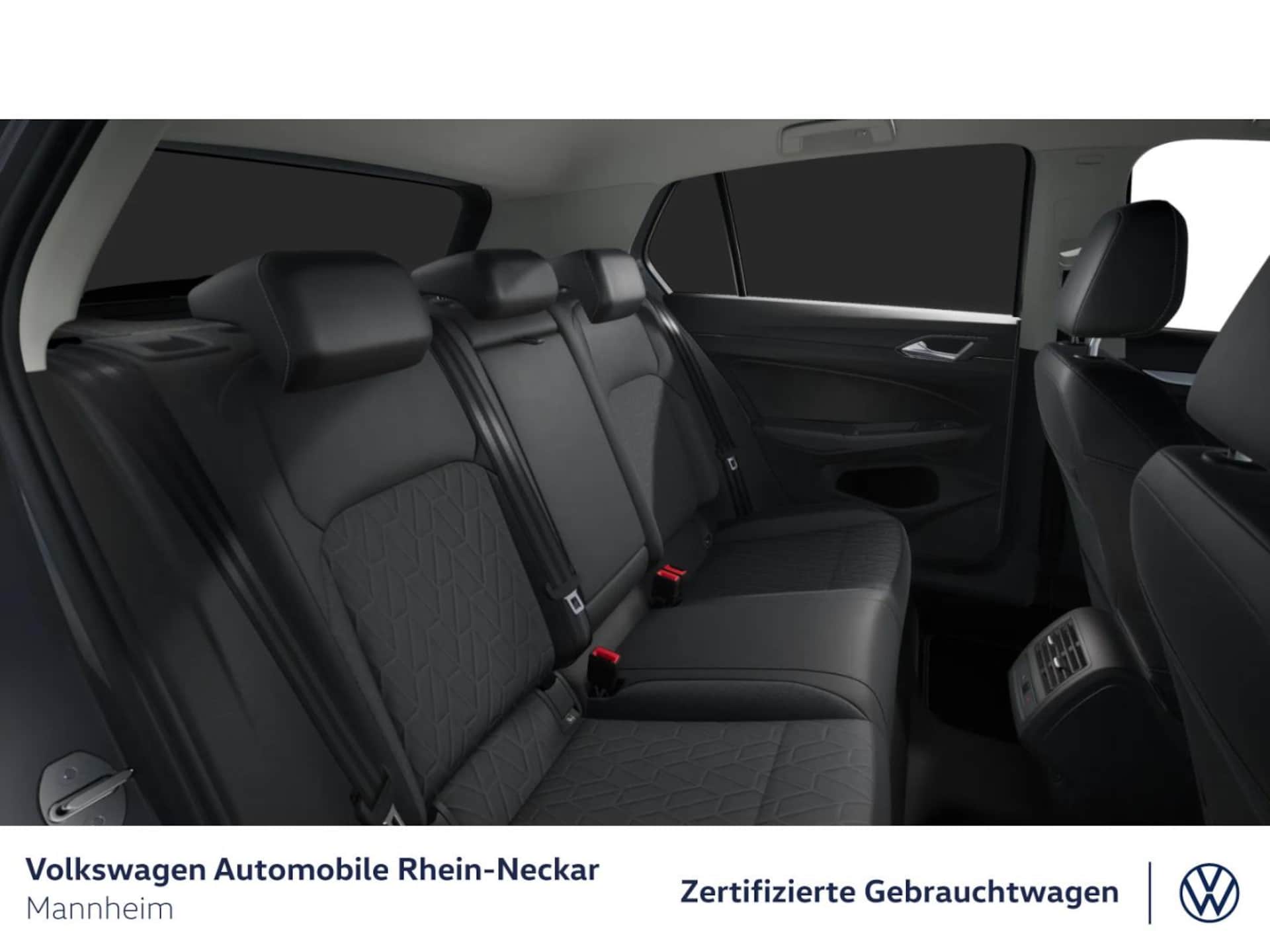 Volkswagen Golf Life