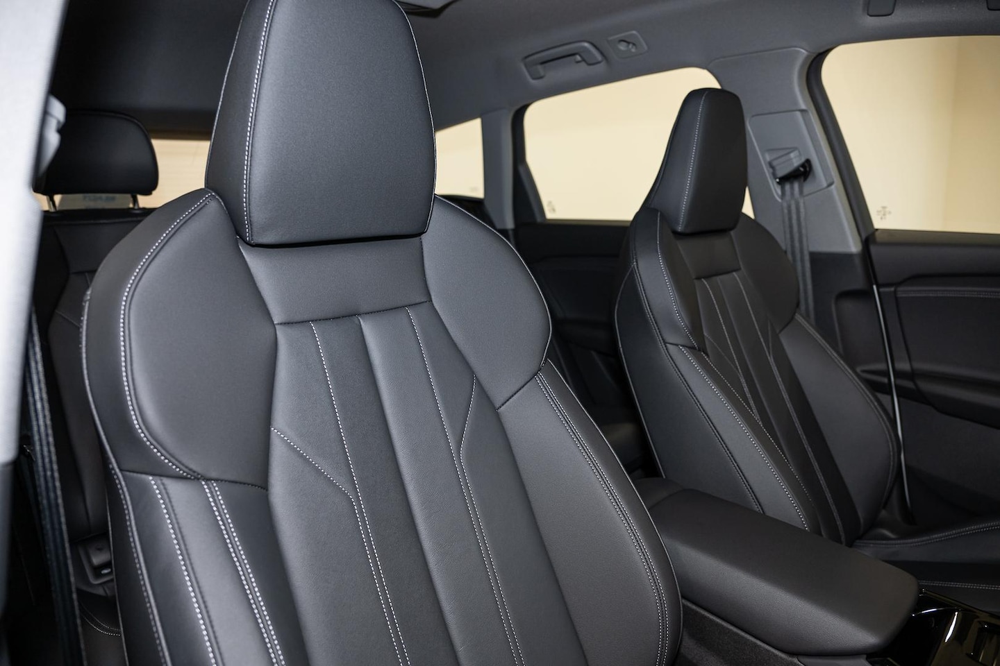 Image about Audi Q6 SUV e-tron e-tron