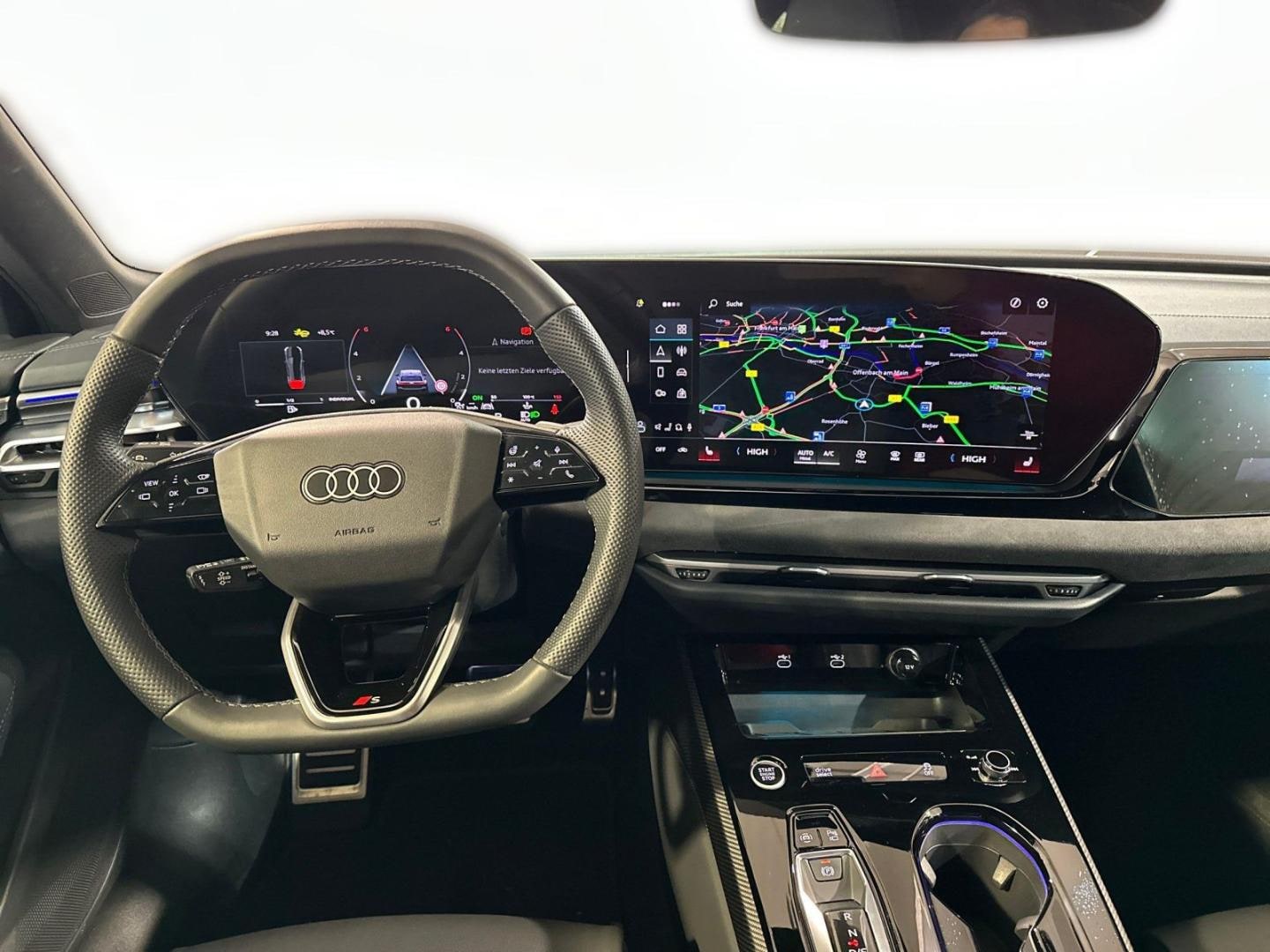 Bild über Audi A5 Avant TDI quattro 150 kW S tronic - für weitere Informationen kontaktieren Sie den Audi Partner