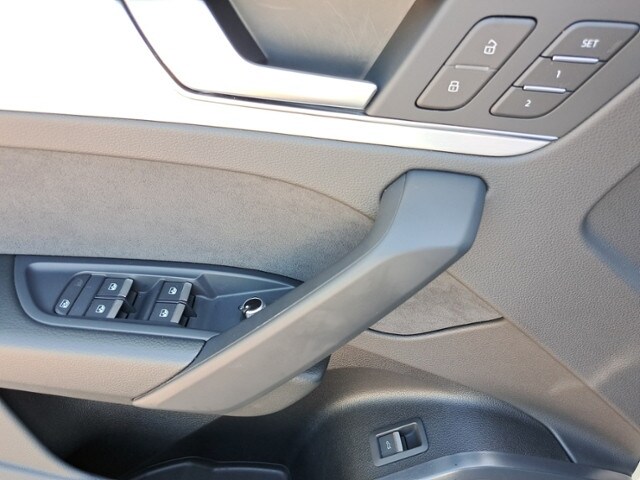 Image about Audi SQ5 TDI tiptronic