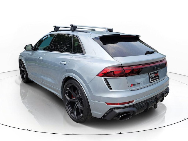 2026 Audi RS Q8 SUV performance