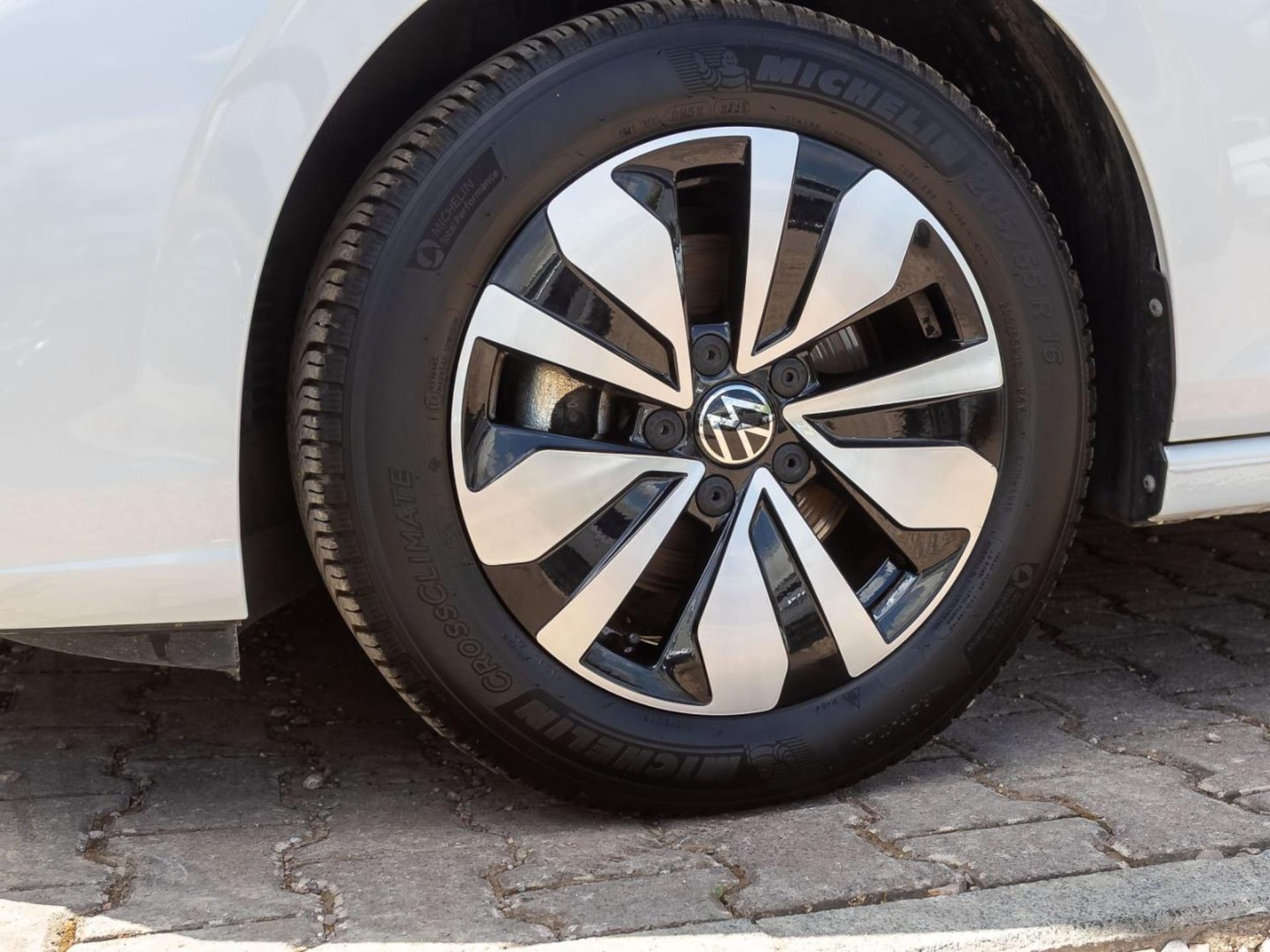Volkswagen Golf Life