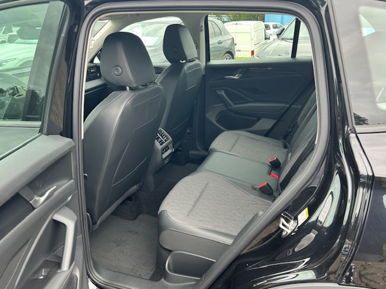 Volkswagen Tiguan – Bild 24