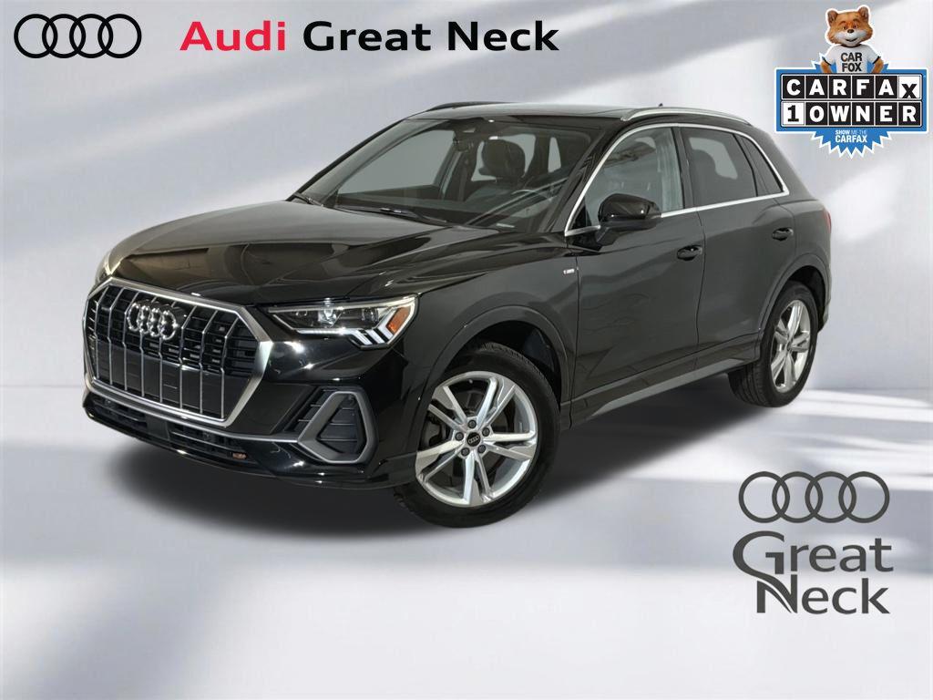 2024 Audi Q3 45 TFSI S Line Premium quattro's photo