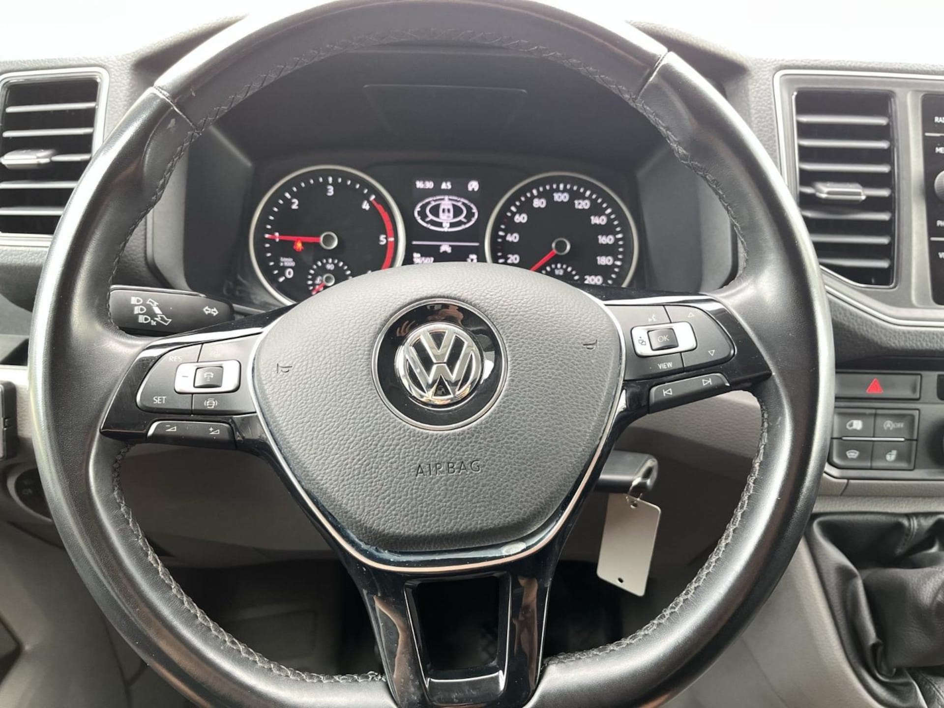 Volkswagen Crafter Kasten mittlerer Radstand
