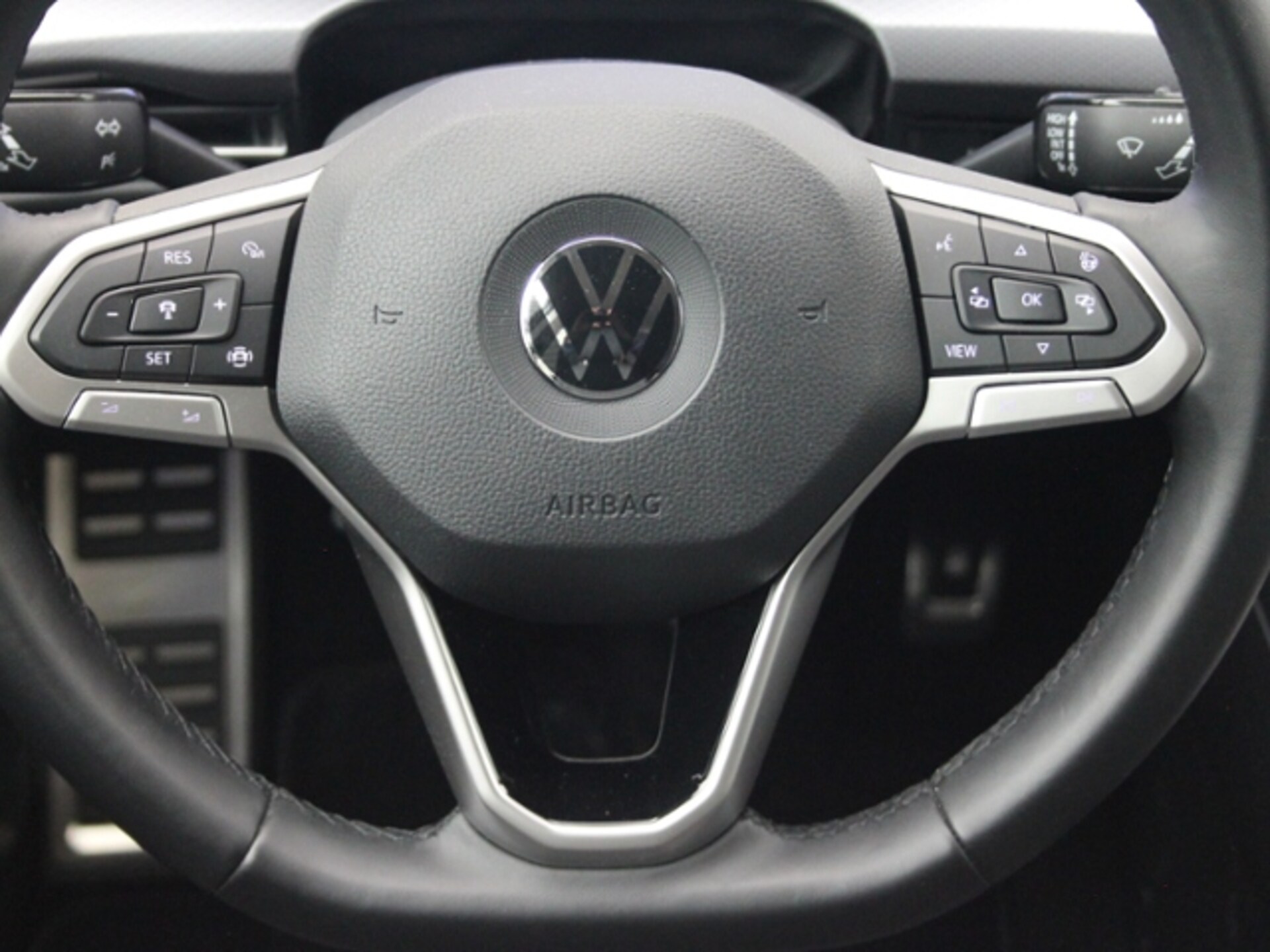 Volkswagen Golf Active