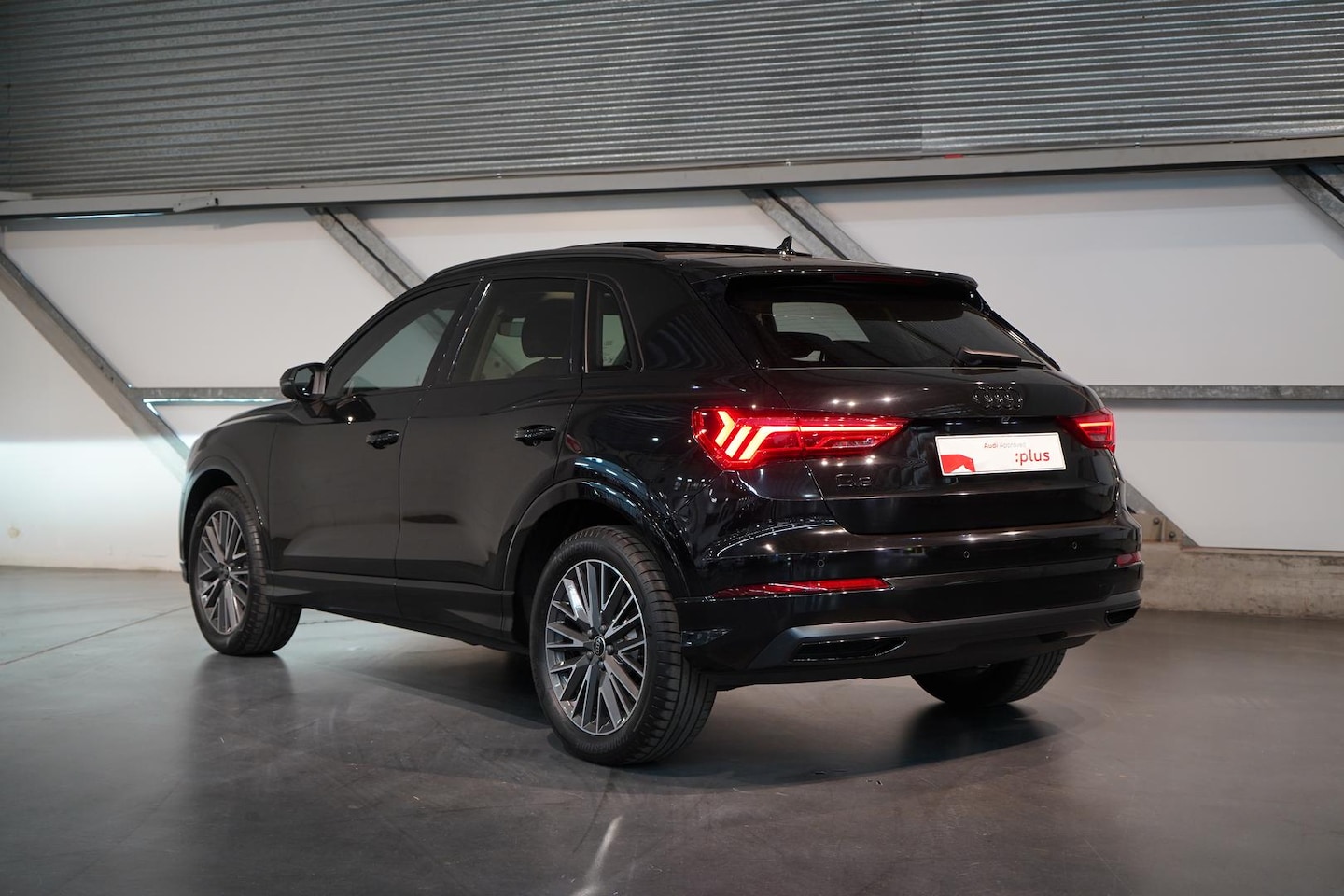 Image about Audi Q3 TFSI S tronic