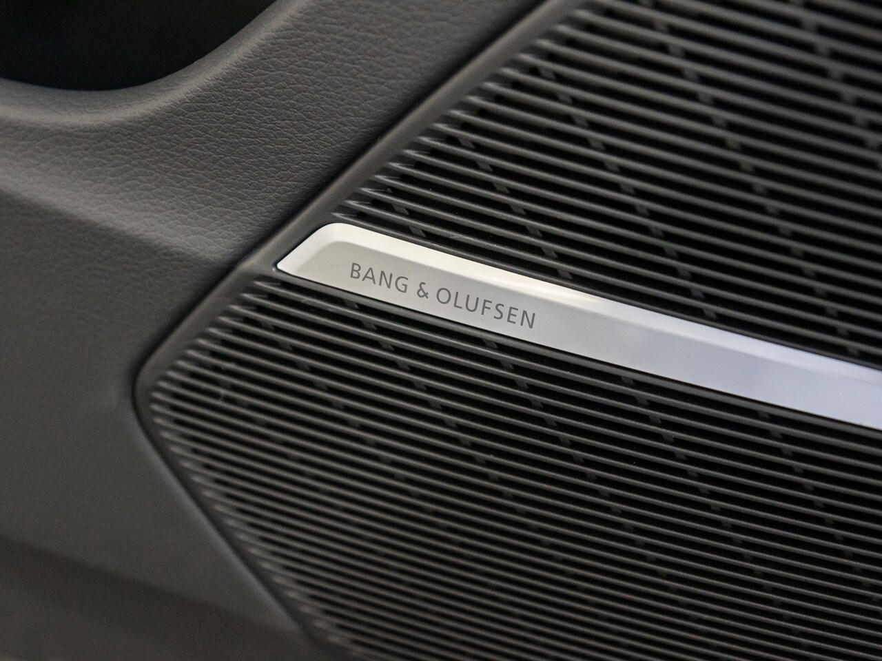 Image about Audi Q8 SUV 45 TDI quattro tiptronic