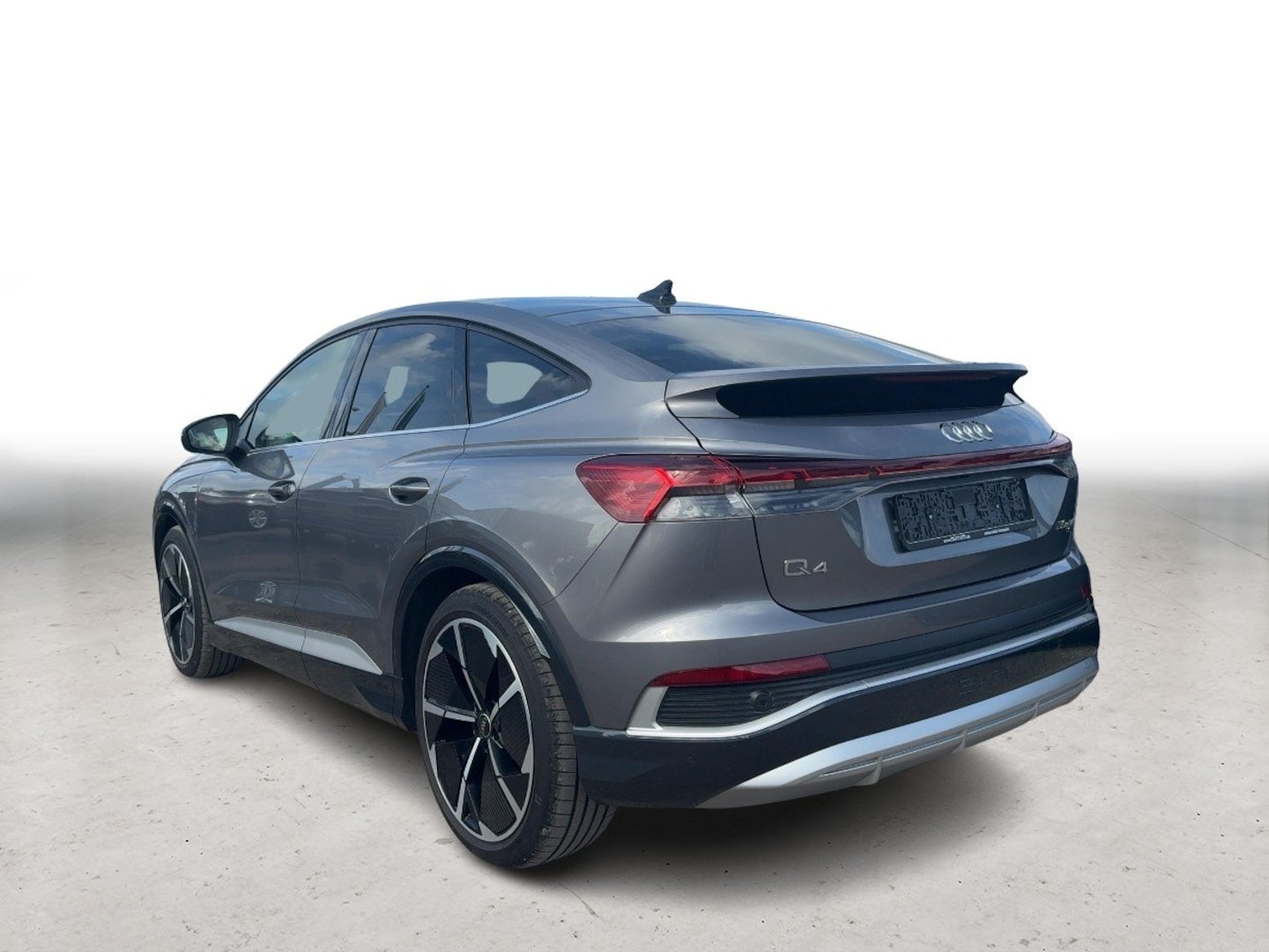 Bild über Audi Q4 Sportback e-tron 50 e-tron quattro - für weitere Informationen kontaktieren Sie den Audi Partner