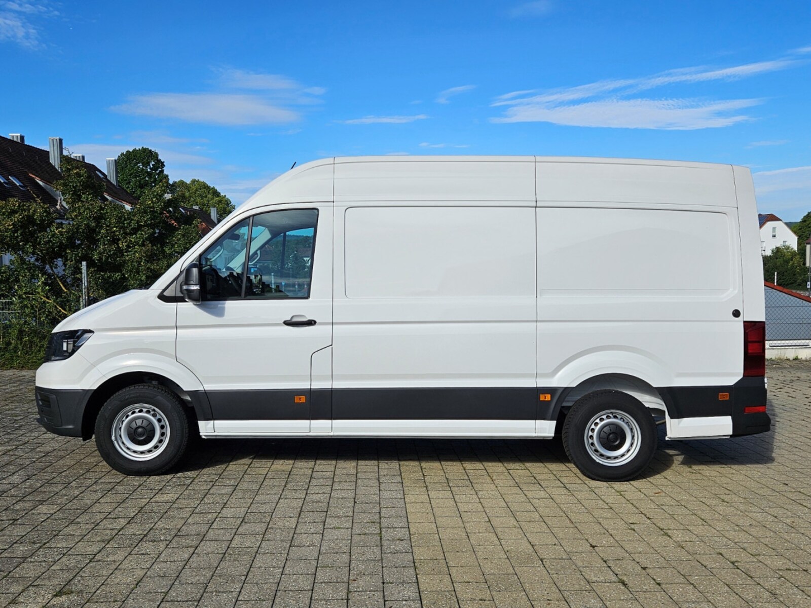 Volkswagen Crafter Kasten mittlerer Radstand – Bild 13