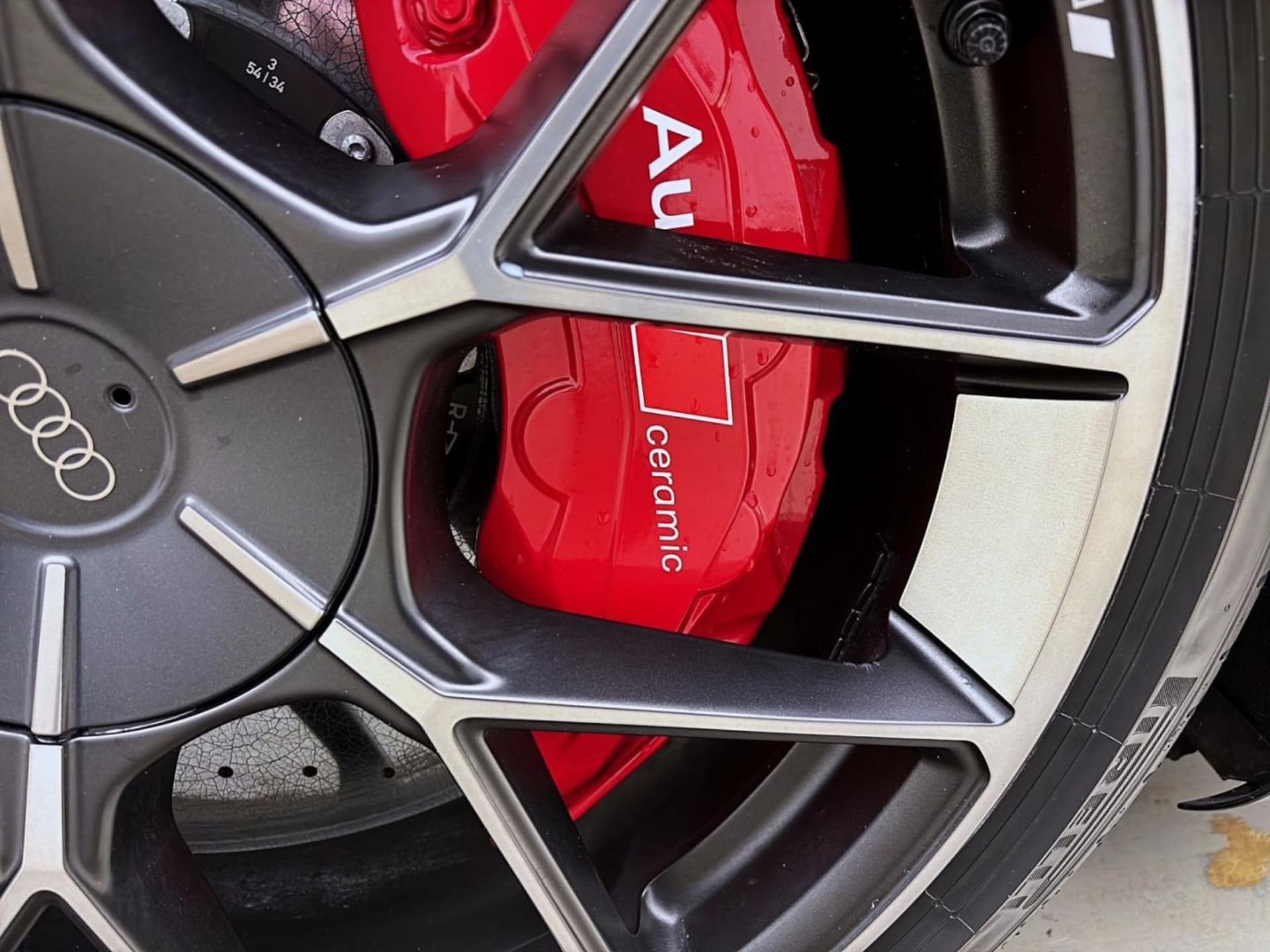 Audi RS e-tron GT performance