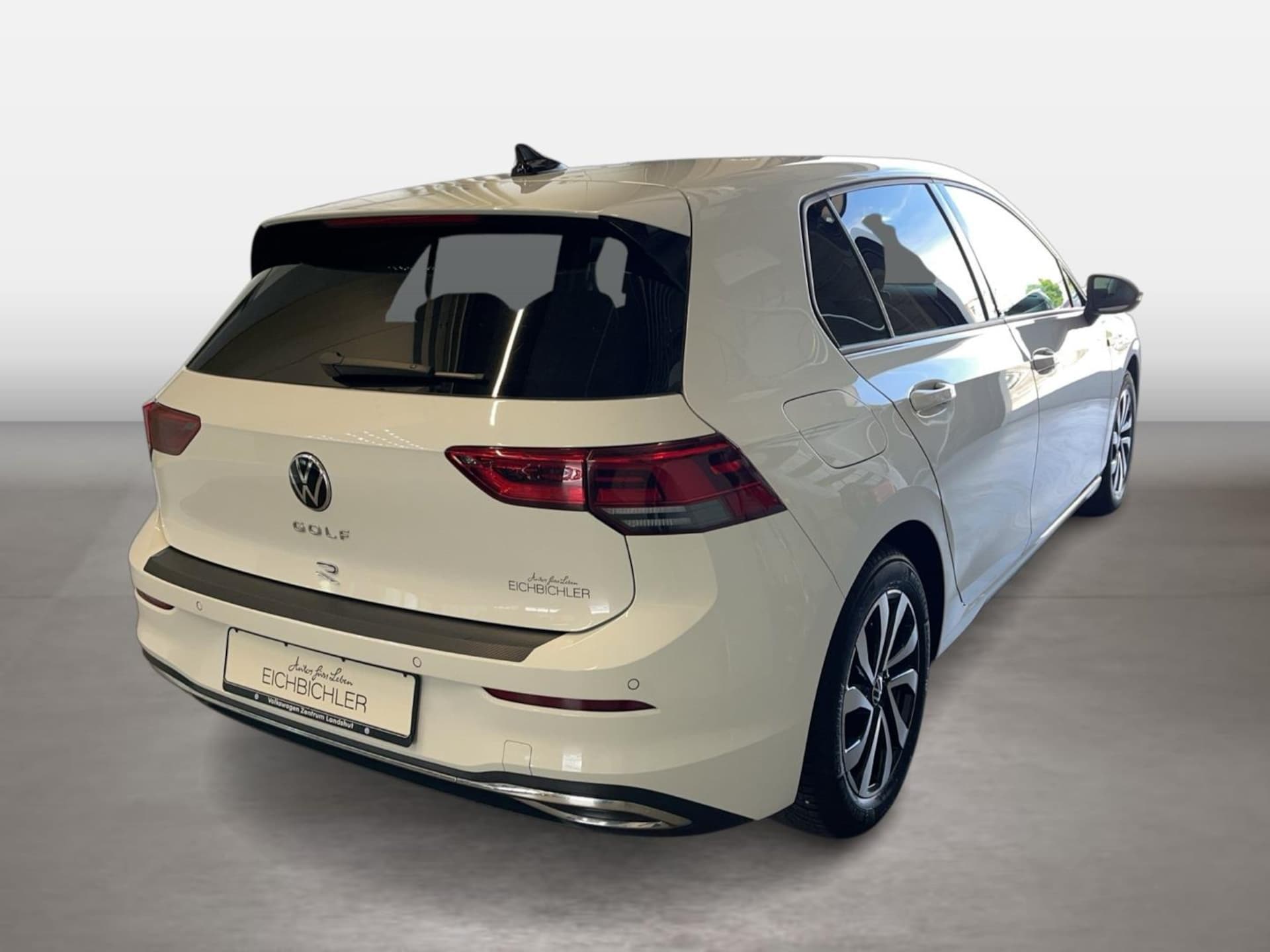 Volkswagen Golf Active