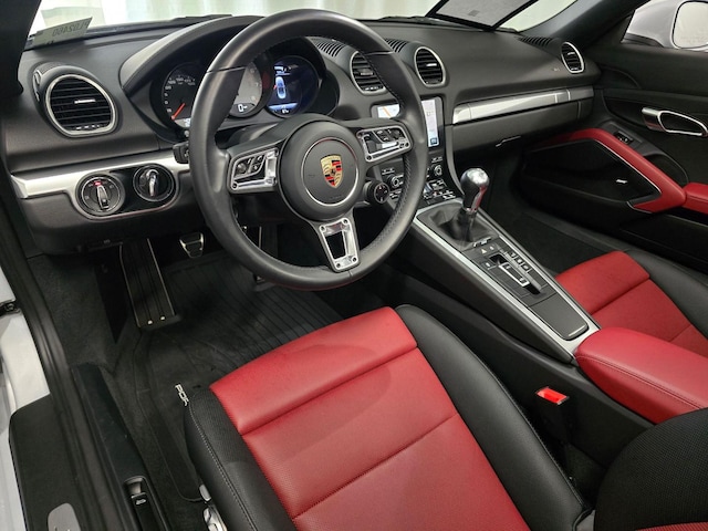 2025 Porsche 718 Boxster