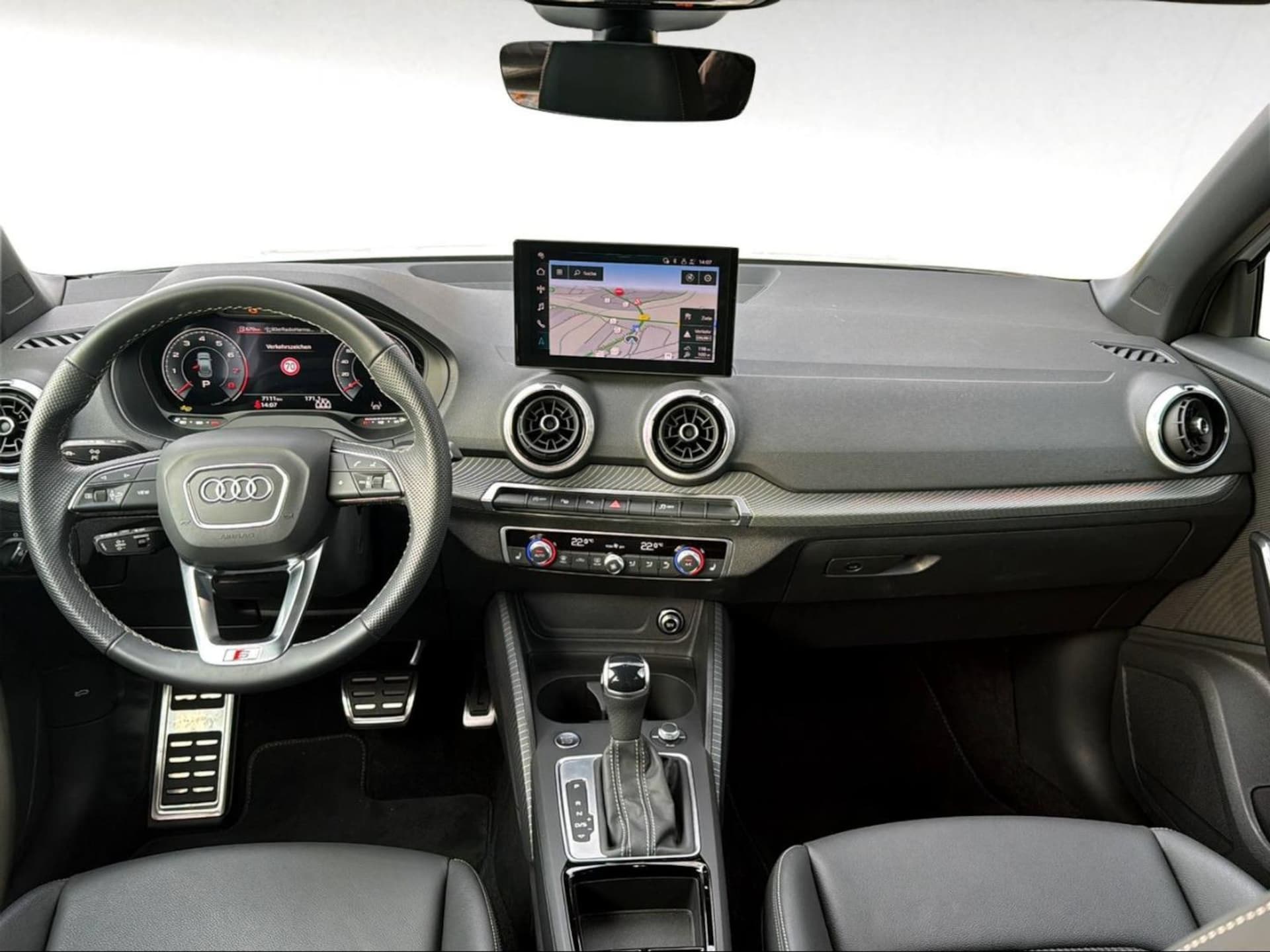 Audi Q2 S line