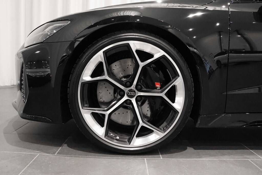 Bild som visar&nbsp;Audi RS 7 Sportback&nbsp;RS 7 Sportback performance 630 hk tiptronic - för mer information kontakta din Audi Partner