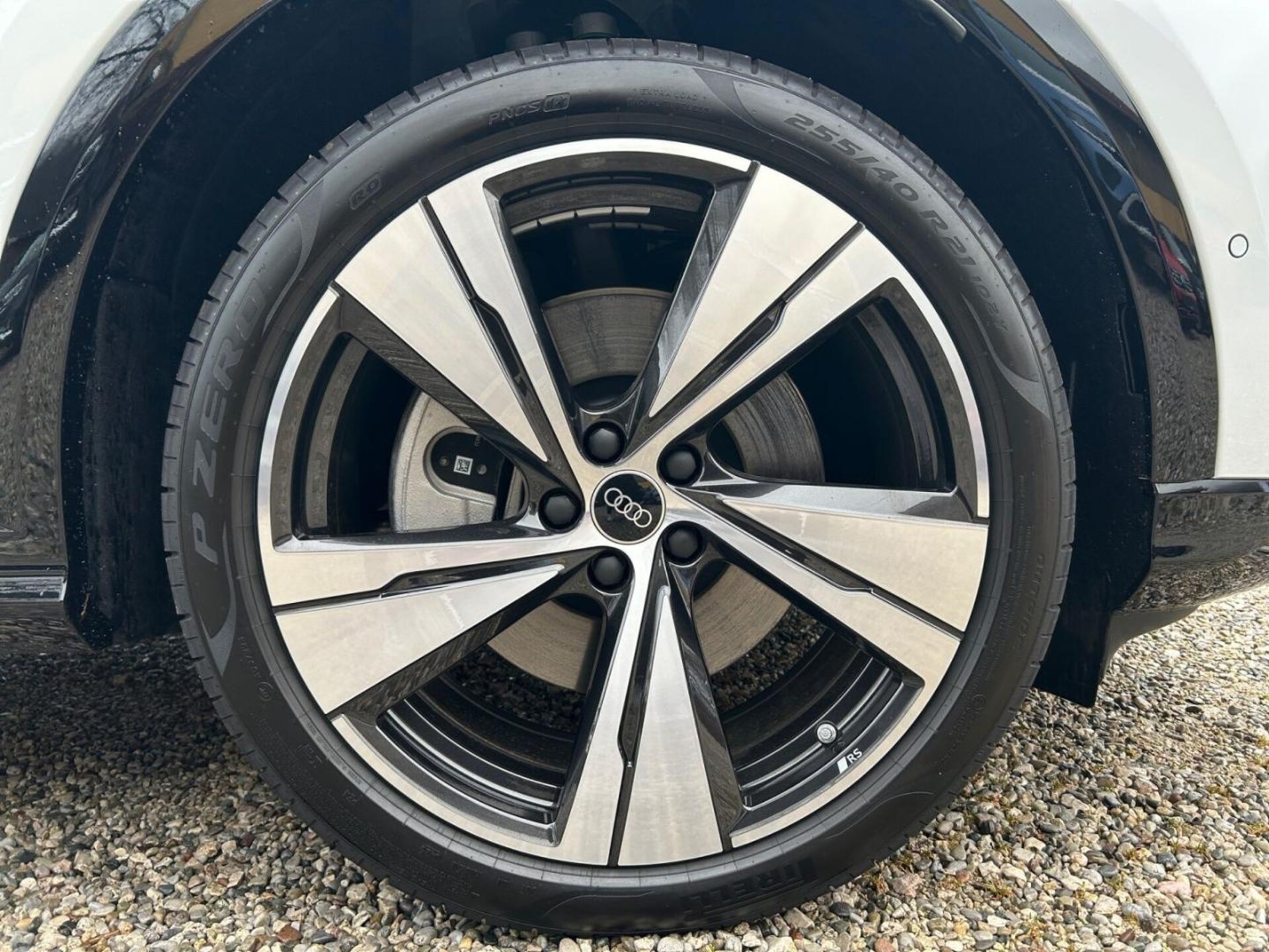 Audi Q5 Sportback edition one