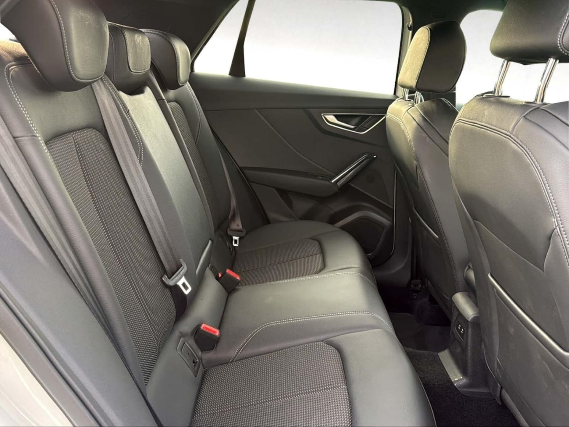 Audi Q2 S line