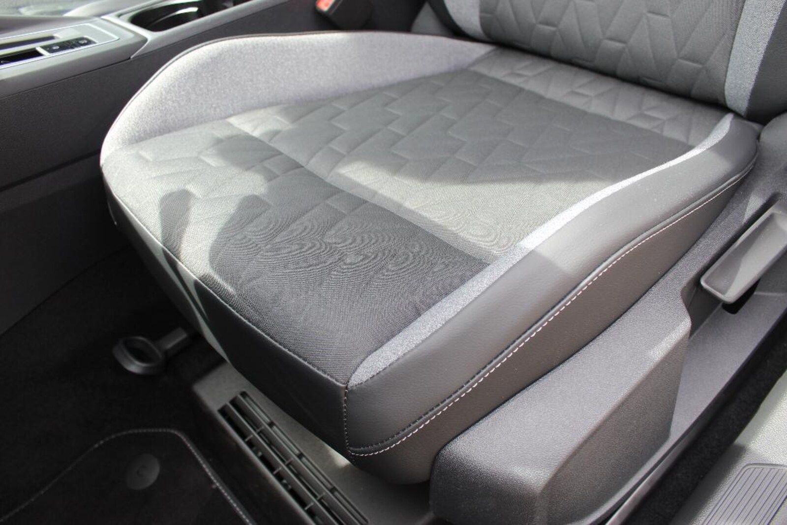 Volkswagen Golf Variant – Bild 10