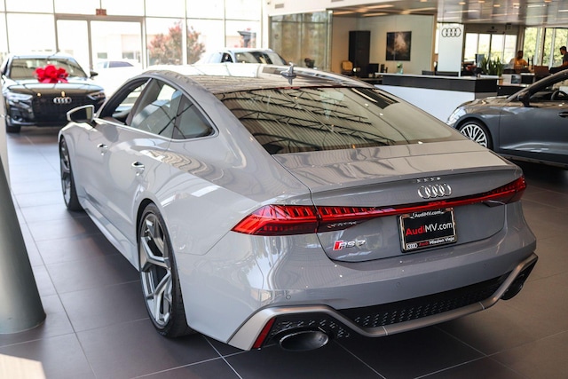 2026 Audi RS7 Sportback performance