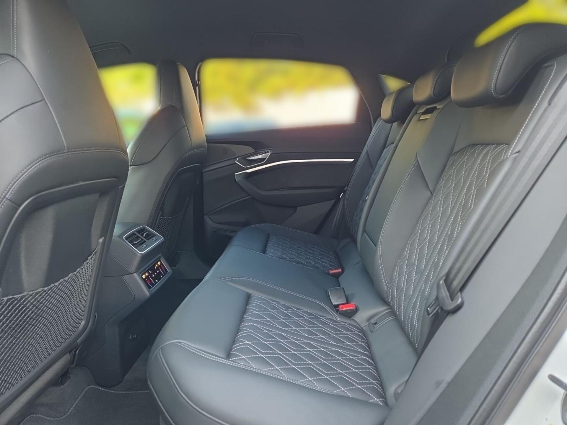 Audi e-tron S Sportback