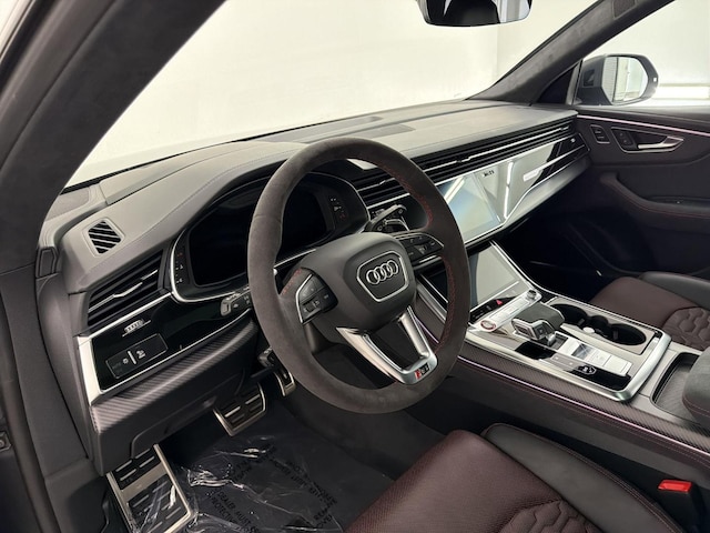 2026 Audi RS Q8 SUV performance