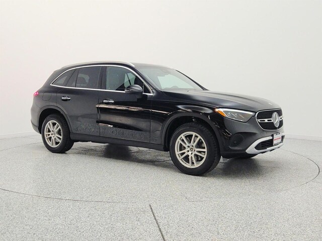2023 Mercedes-Benz GLC 300
