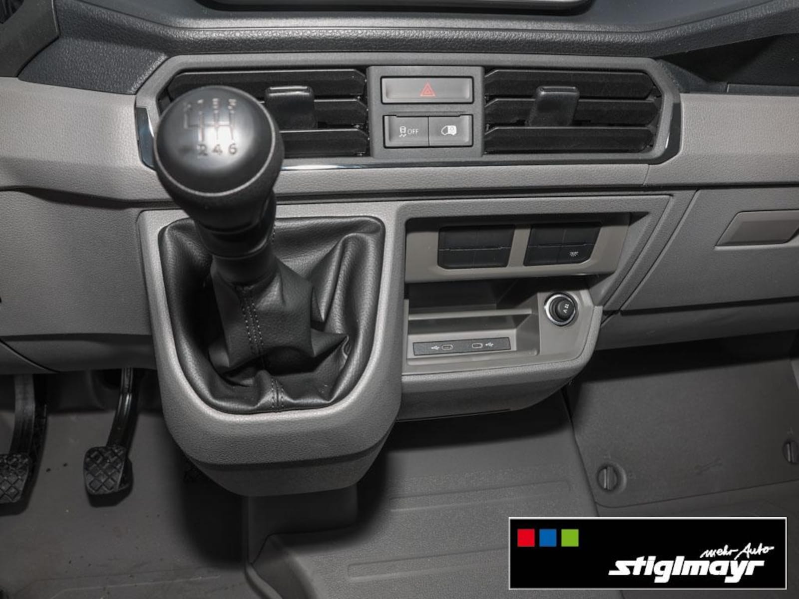 Volkswagen Crafter Kasten mittlerer Radstand – Bild 7
