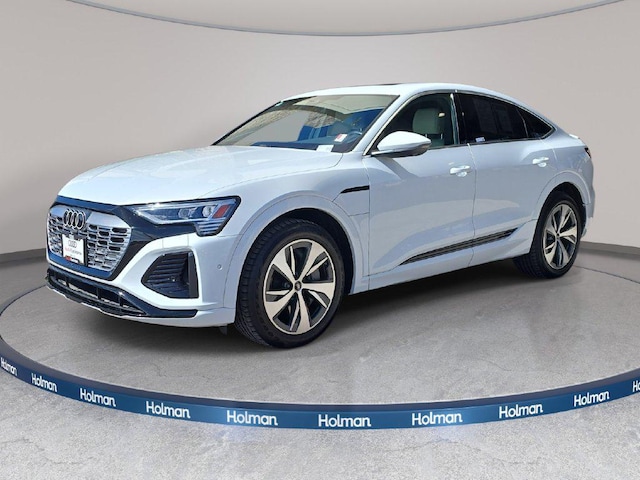 2024 Audi Q8 Sportback e-tron