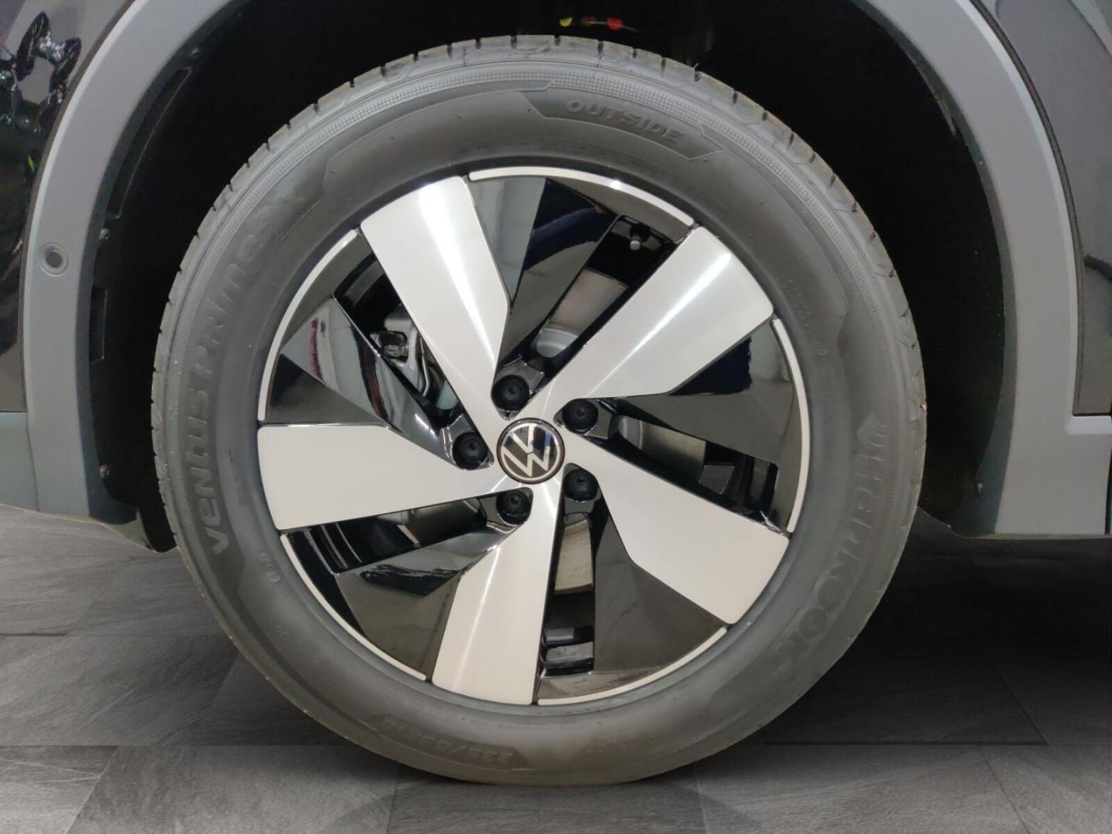 Volkswagen Tiguan – Bild 15