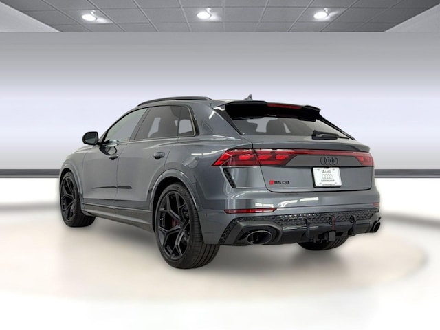 2026 Audi RS Q8 SUV performance