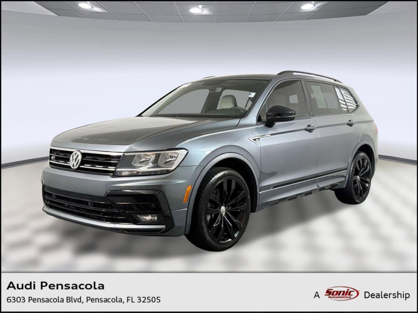 2021 Volkswagen Tiguan 2.0T SE R-Line Black's photo
