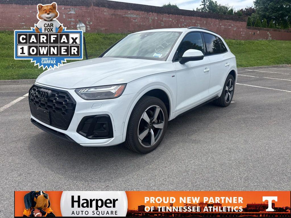 2023 Audi Q5 45 Prestige's photo