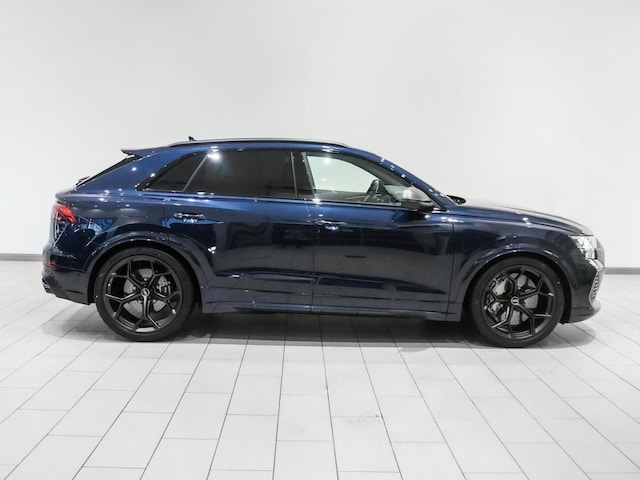 2026 Audi RS Q8 SUV performance