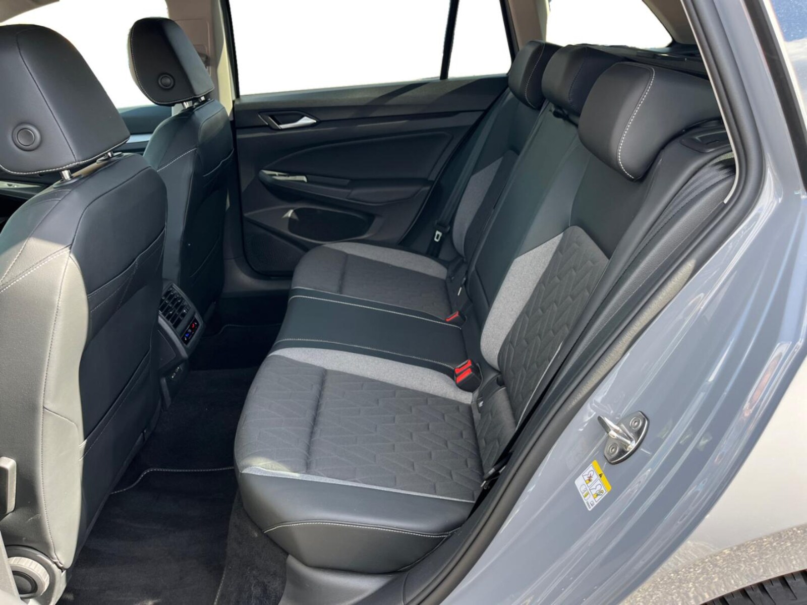 Volkswagen Golf Variant – Bild 11