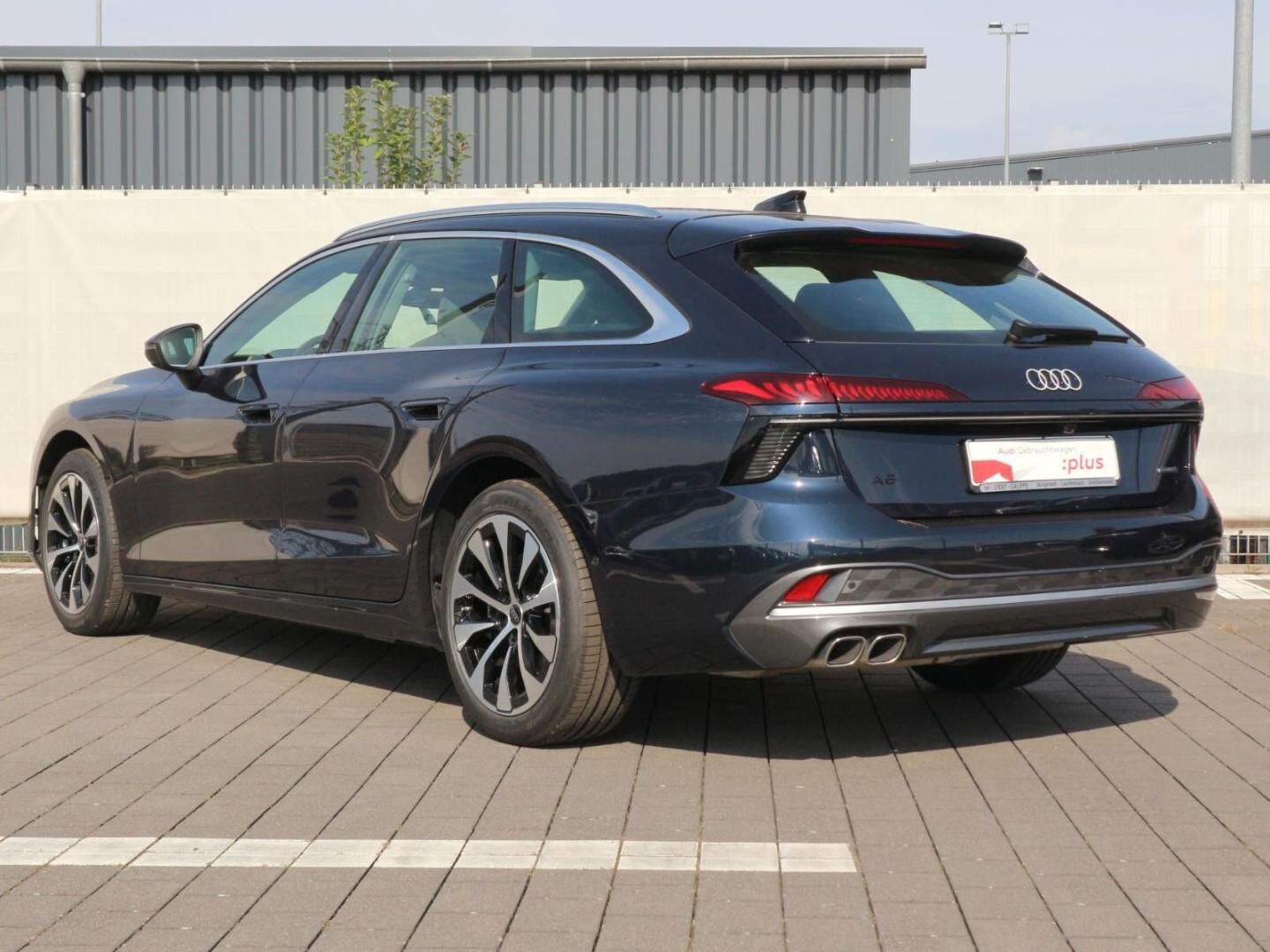 Bild über Audi A6 Avant TDI quattro 150 kW S tronic - für weitere Informationen kontaktieren Sie den Audi Partner