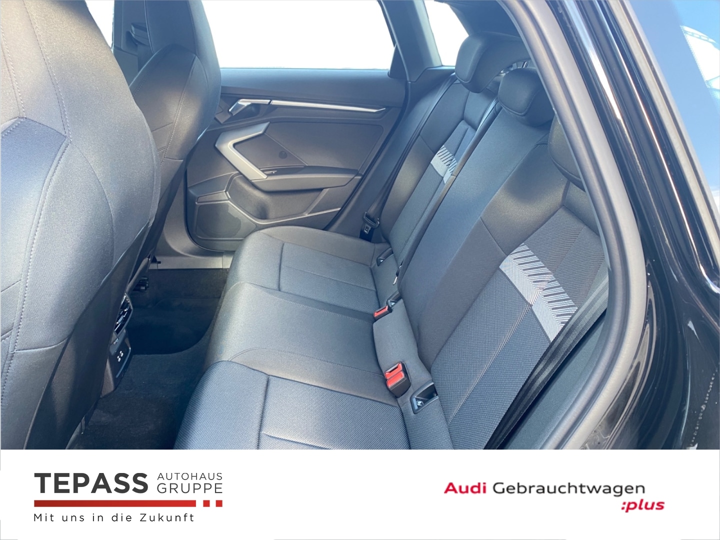 Bild über Audi A3 Sportback advanced 35 TFSI S tronic - für weitere Informationen kontaktieren Sie den Audi Partner