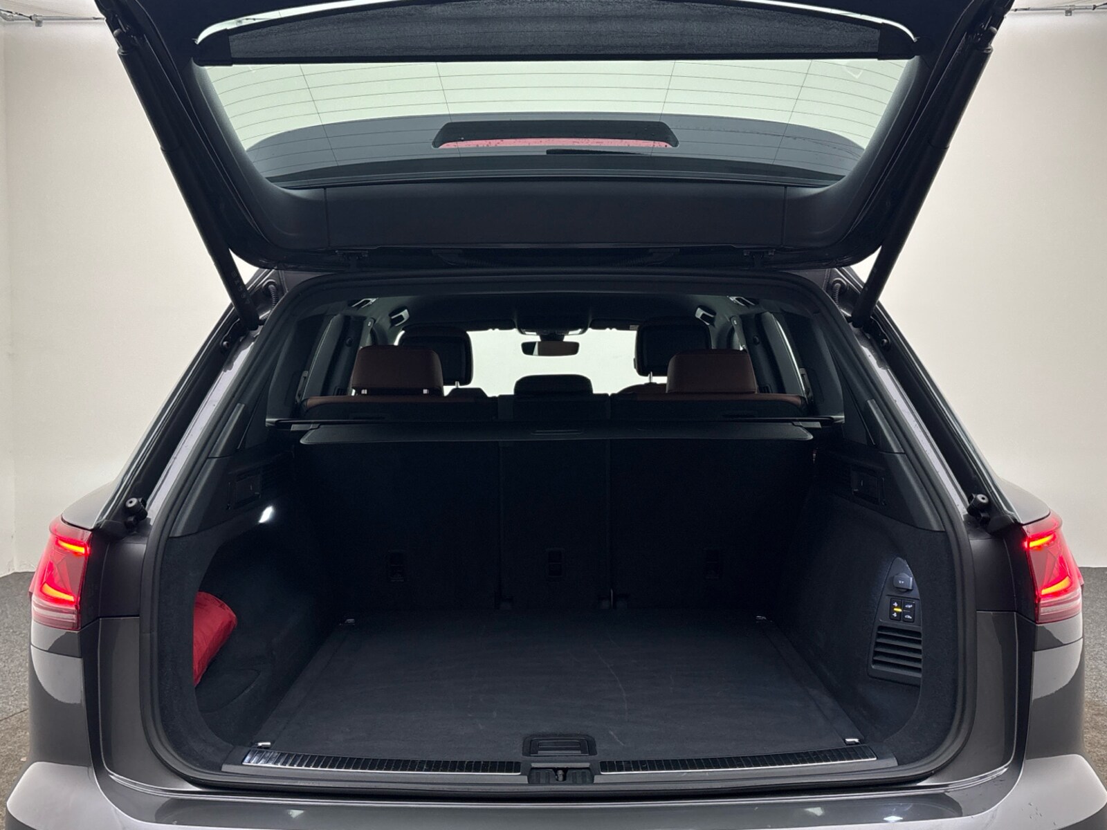 Volkswagen Touareg – Bild 13
